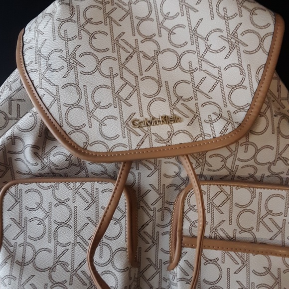 NWOT Calvin Klein backpack - Picture 2 of 8